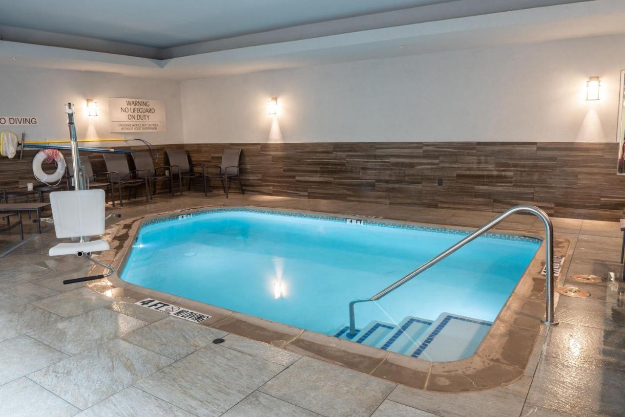Fairfield Inn & Suites Denton Esterno foto