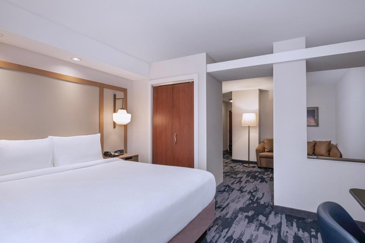 Fairfield Inn & Suites Denton Esterno foto
