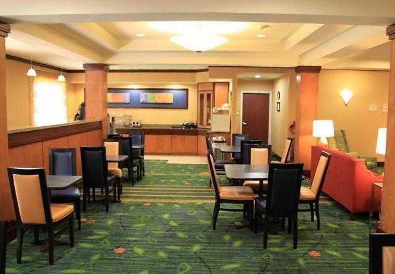 Fairfield Inn & Suites Denton Esterno foto
