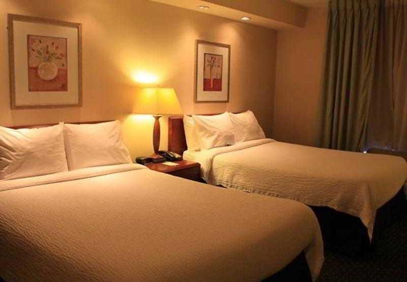 Fairfield Inn & Suites Denton Esterno foto
