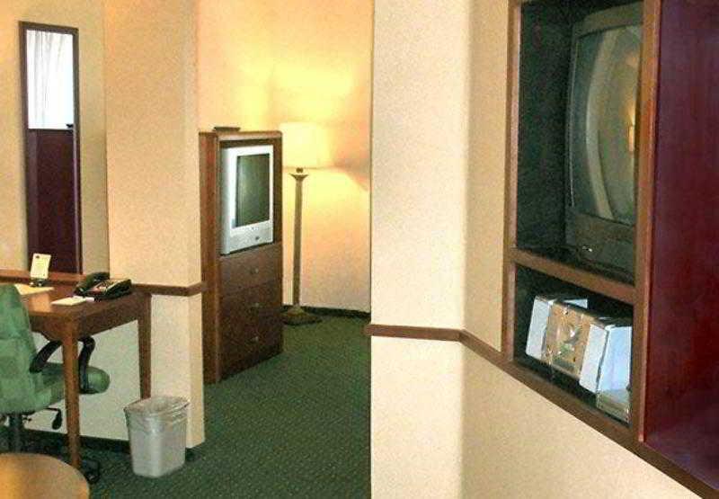 Fairfield Inn & Suites Denton Esterno foto