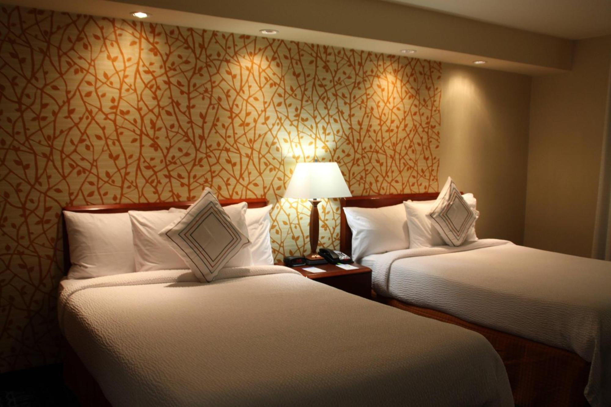 Fairfield Inn & Suites Denton Esterno foto