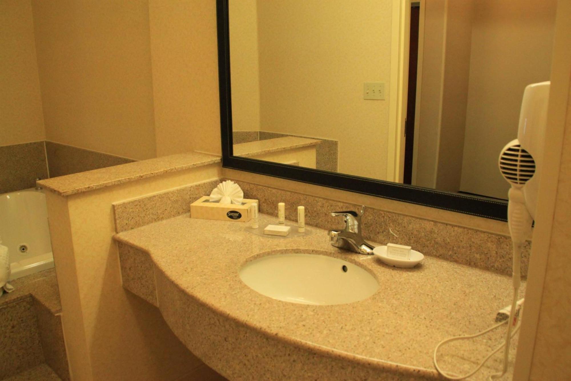 Fairfield Inn & Suites Denton Esterno foto